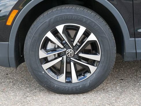 Certified 2022 Volkswagen Tiguan S AWD/4WD image 10