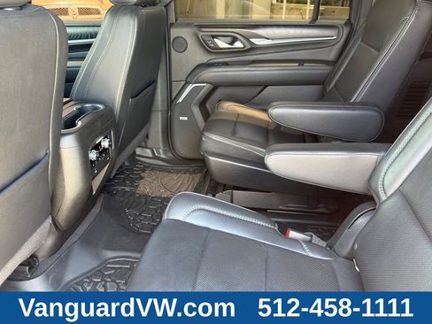 Used 2022 GMC Yukon XL Denali AWD/4WD image 34