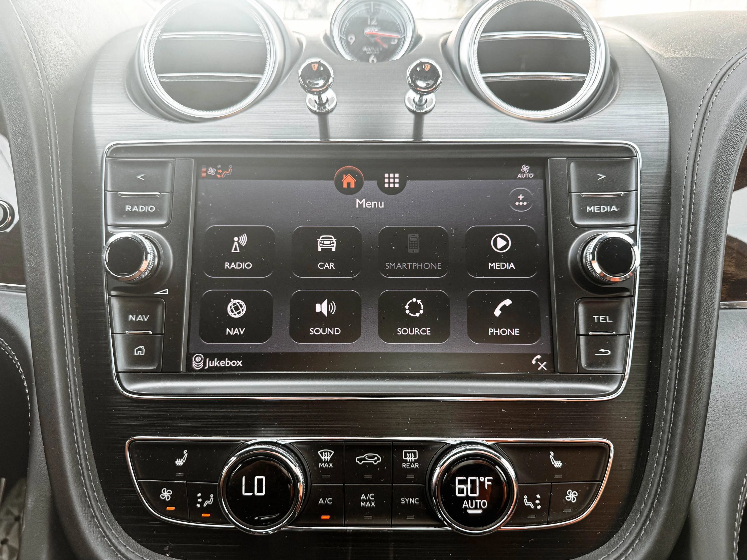Used 2020 Bentley Bentayga AWD/4WD image 22
