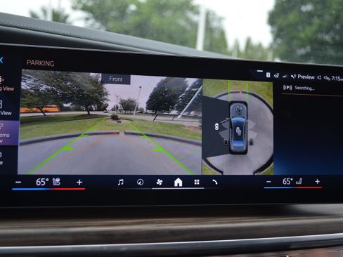 Certified 2023 BMW i7 xDrive60 AWD/4WD image 21