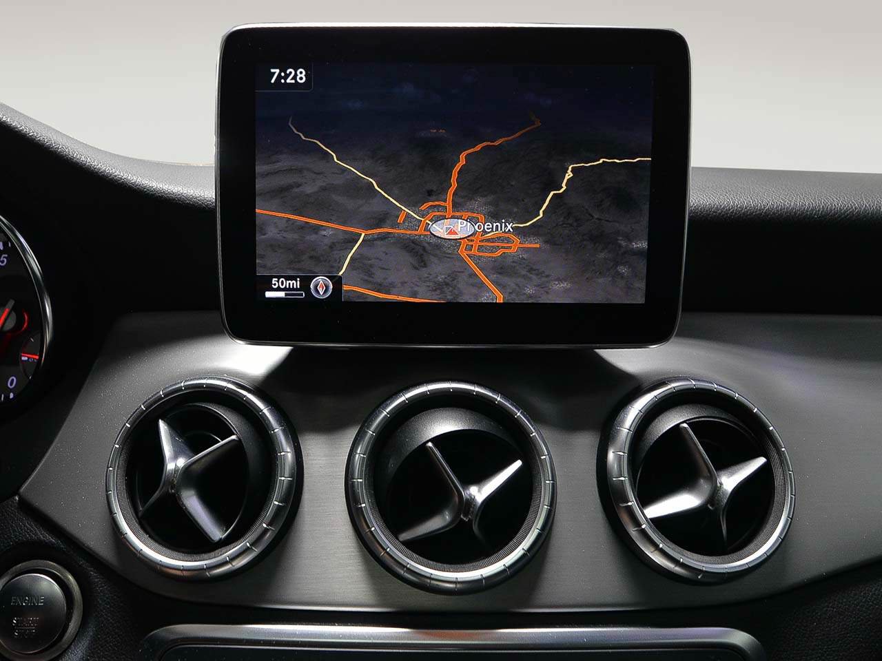 Used 2015 Mercedes-Benz CLA 250 image 16