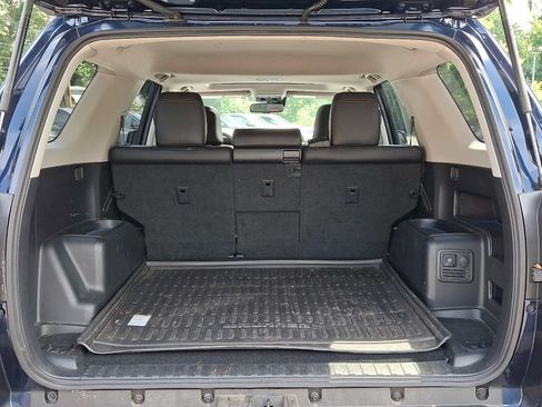 Used 2023 Toyota 4Runner TRD Off-Road Premium w/ Moonroof Package AWD/4WD image 33