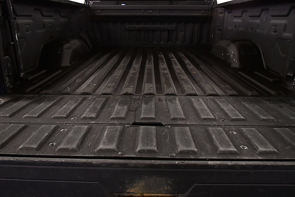 Used 2024 GMC Sierra 2500 Denali AWD/4WD image 13