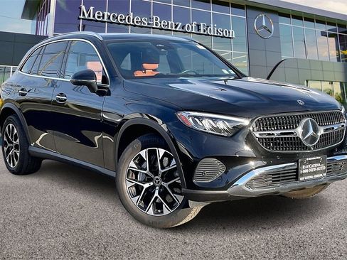 Certified 2025 Mercedes-Benz GLC 350e 4MATIC image 1