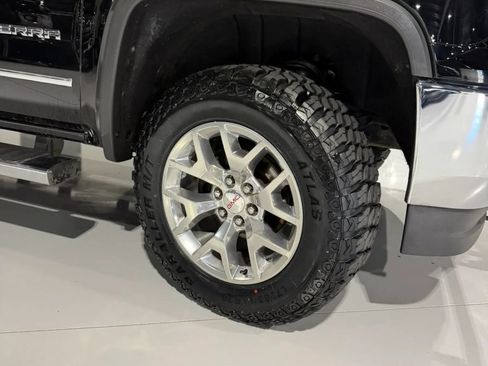 Used 2018 GMC Sierra 1500 SLT AWD/4WD image 15