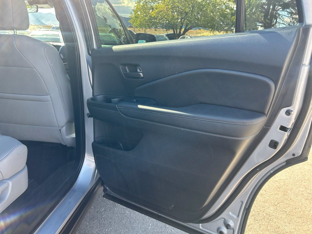 Used 2025 Honda Passport EX-L image 14