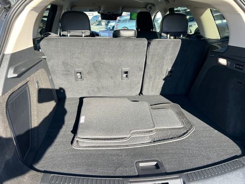 Used 2023 Lincoln Corsair AWD w/ Equipment Group 101A image 21