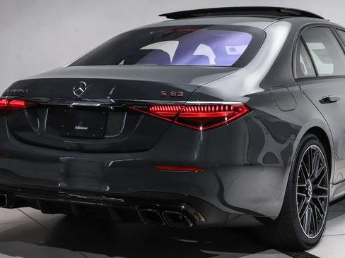 New 2026 Mercedes-Benz S 63 AMG S image 4