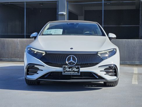 Used 2023 Mercedes-Benz EQS 450+ Sedan image 6