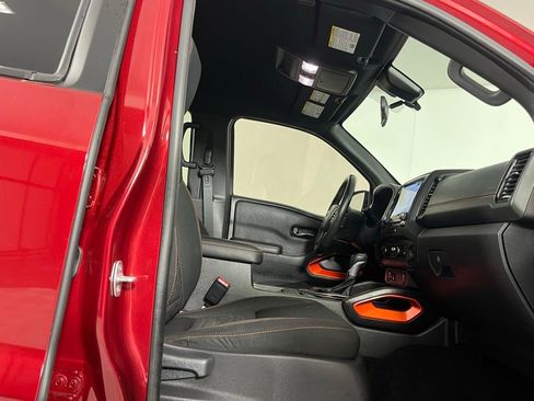 Used 2023 Nissan Frontier PRO-4X w/ Pro Convenience Package AWD/4WD image 31