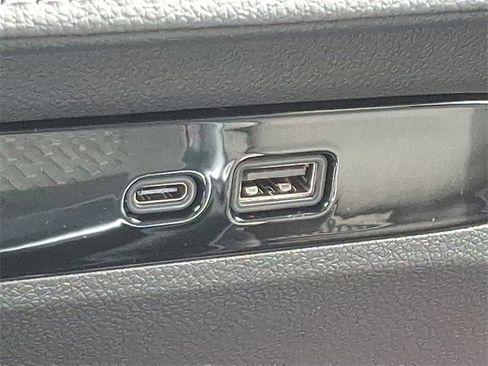 New 2026 Buick Enclave Preferred image 16