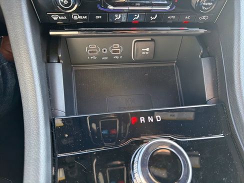 Certified 2024 Jeep Grand Cherokee Altitude AWD/4WD image 25