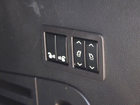 Used 2020 Chevrolet Tahoe Premier image 11