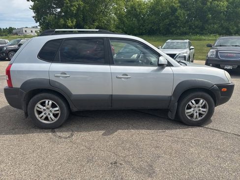 Used 2008 Hyundai Tucson 4WD image 8