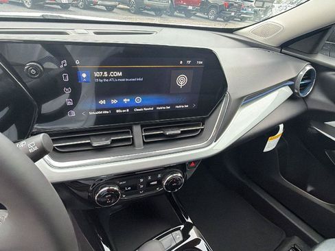 New 2026 Chevrolet Trax LT w/ Driver Confidence Package FWD image 26