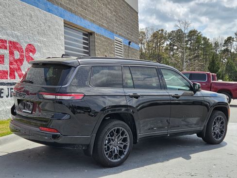 New 2026 Jeep Grand Cherokee L Summit image 7