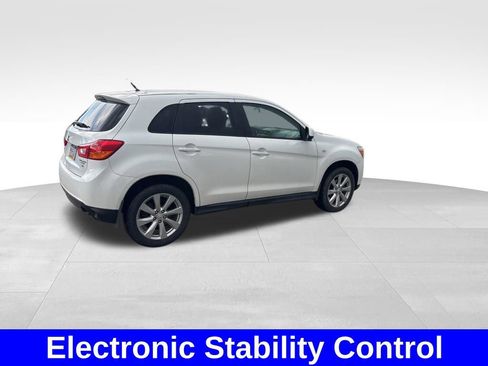 Used 2015 Mitsubishi Outlander Sport ES AWD/4WD image 6
