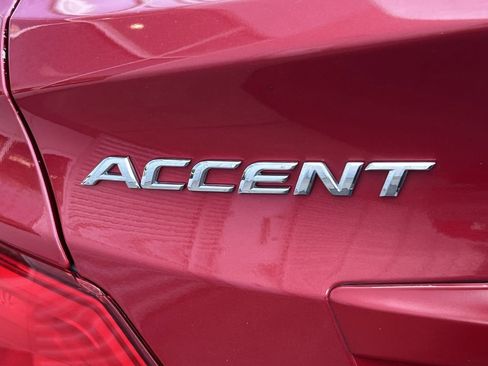 Used 2017 Hyundai Accent SE image 9