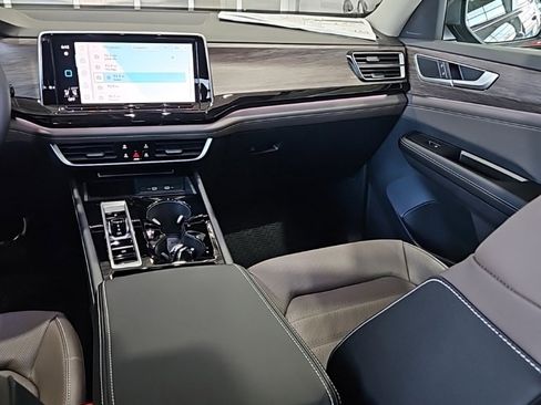 New 2026 Volkswagen Atlas SEL image 27