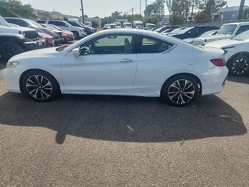 Used 2017 Honda Accord EX-L image 10