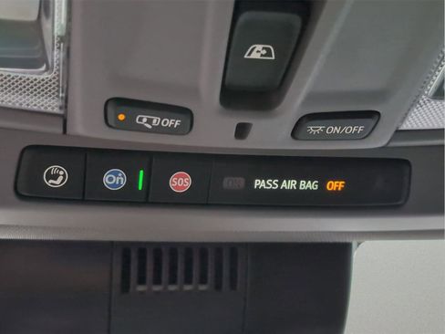 Used 2025 Chevrolet Silverado 1500 LT w/ Z71 Off-Road Package image 20