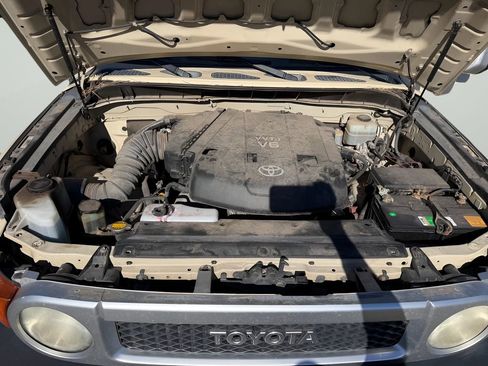 Used 2008 Toyota FJ Cruiser 4WD image 20