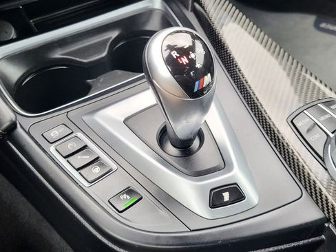 Used 2020 BMW M4 Convertible image 27