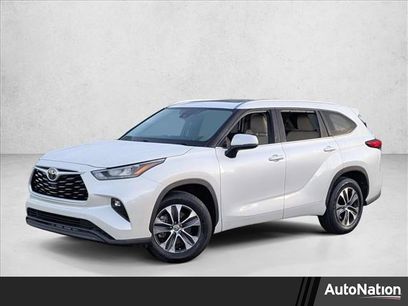 Used 2020 Toyota Highlander XLE