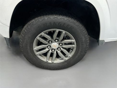 New 2024 Chevrolet Colorado LT w/ LT Convenience Package II image 33