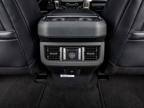 Used 2026 Ford F250 Lariat w/ Black Appearance Package image 34