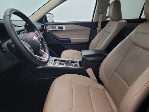 Used 2020 Ford Explorer Limited image 17
