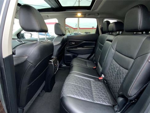 Used 2023 Nissan Murano Platinum image 11