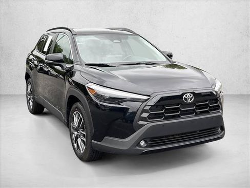 Certified 2026 Toyota Corolla Cross XLE FWD image 3
