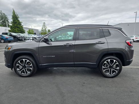 Used 2024 Jeep Compass Limited image 7