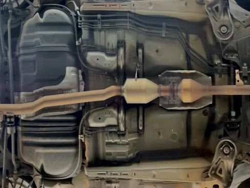 Used 2011 Toyota Avalon Limited FWD image 43