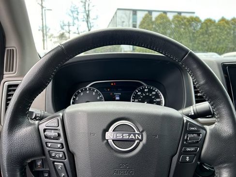 Certified 2023 Nissan Frontier SV w/ SV Convenience Package AWD/4WD image 12