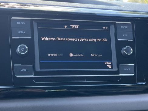 Used 2023 Volkswagen Taos S image 18