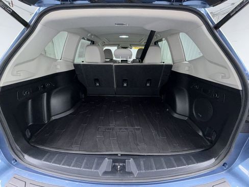 Used 2019 Subaru Forester Limited AWD/4WD image 16