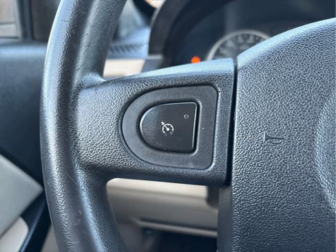 Used 2005 Chevrolet Equinox LS w/ Preferred Equipment Group image 22