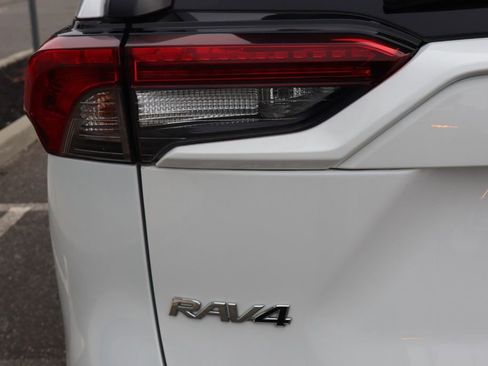 Used 2024 Toyota RAV4 XLE AWD/4WD image 34