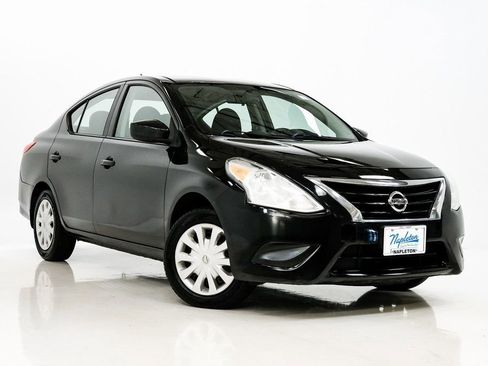 Used 2016 Nissan Versa S image 5