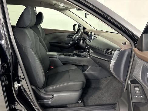 Used 2023 Nissan Rogue S FWD image 24