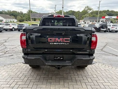 New 2026 GMC Canyon Denali w/ LPO, Denali Black Edition image 9