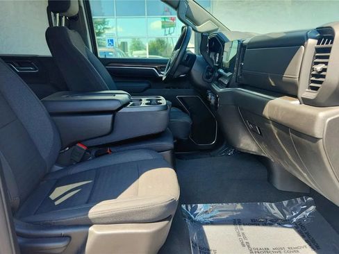 Used 2025 Chevrolet Silverado 2500 LT w/ Convenience Package AWD/4WD image 24
