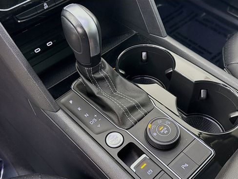 Used 2023 Volkswagen Atlas SE w/ Panoramic Sunroof Package image 18