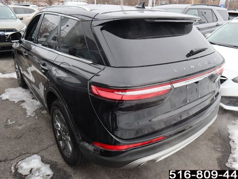 Used 2022 Lincoln Corsair AWD w/ Premium Package image 4