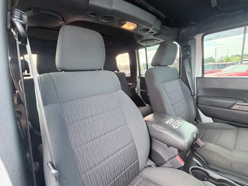Used 2012 Jeep Wrangler Unlimited Sport AWD/4WD image 22