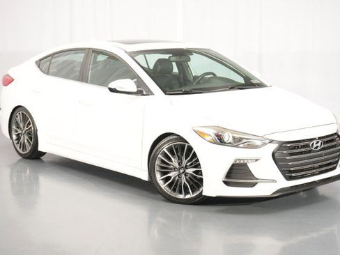 Used 2018 Hyundai Elantra Sport w/ Cargo Package FWD image 8