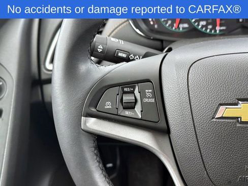 Certified 2022 Chevrolet Trax LT w/ Driver Confidence Package image 24