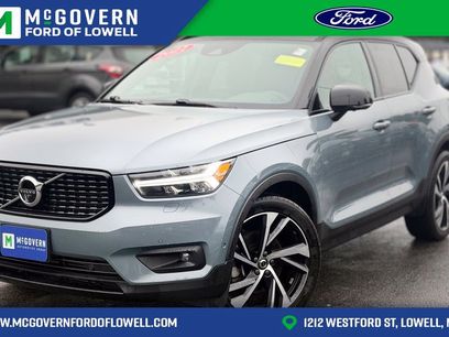 Used 2021 Volvo XC40 T5 R-Design w/ Advanced Package